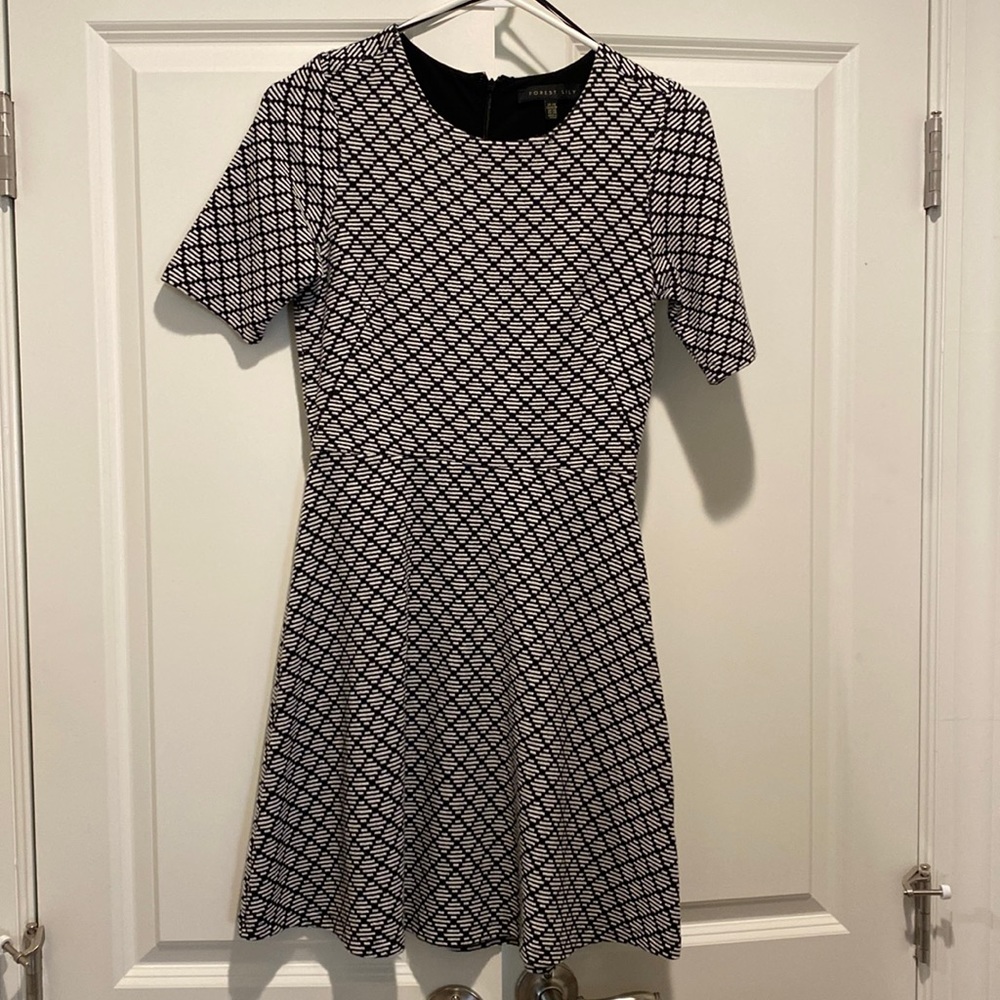 Forest Lily Black And White Dress